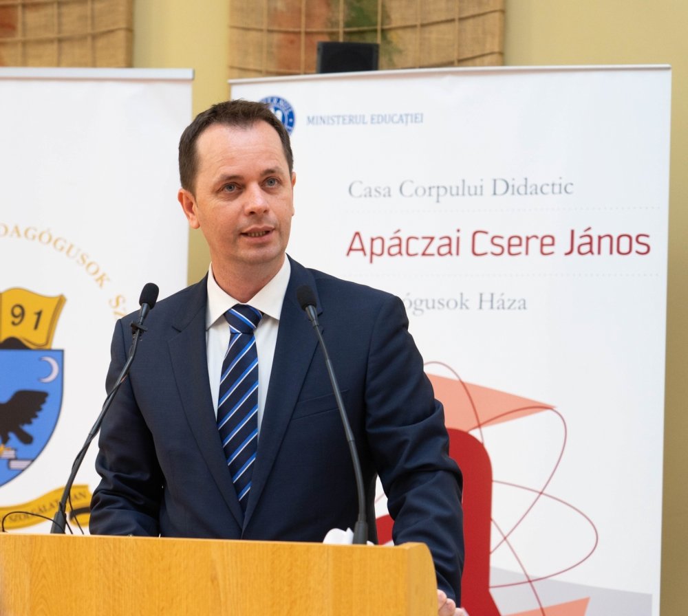Apáczai öröksége ma is tanít: dr. Tódor Imre oktatónk előadása az Apáczai 400 konferencián